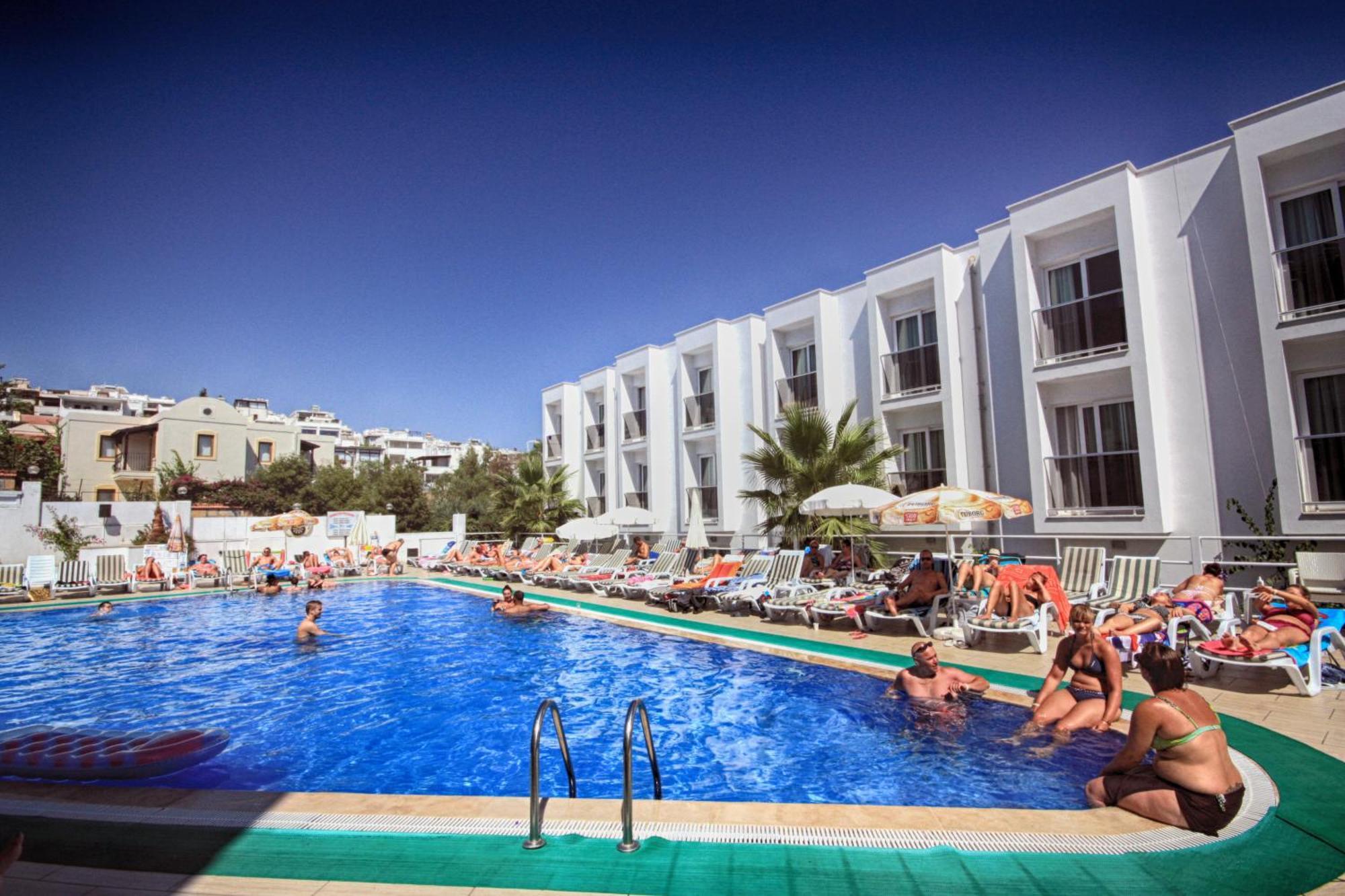 Club Shark Hotel Gumbet Exterior photo